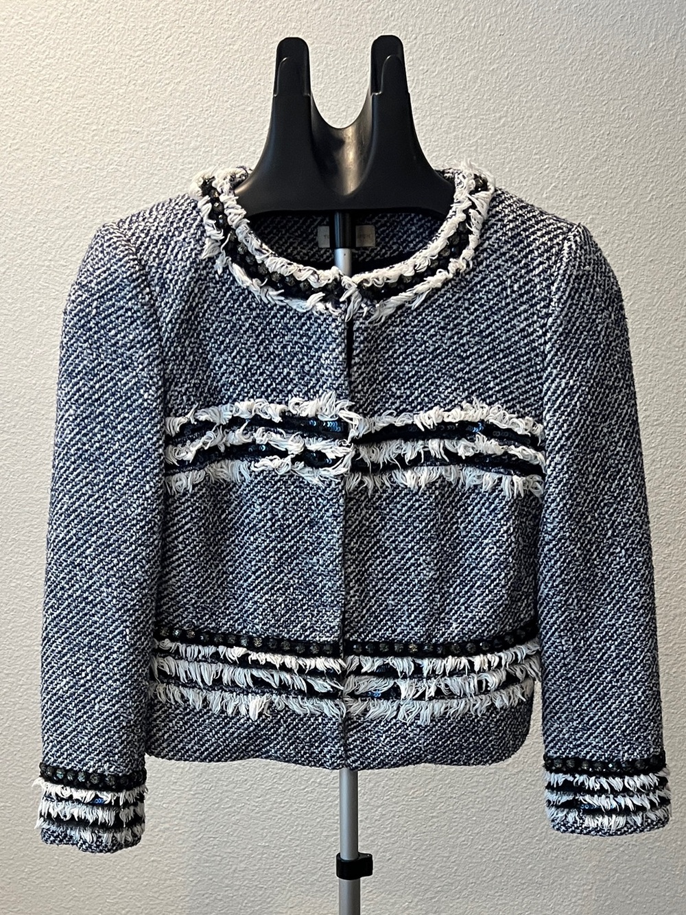 Tory Burch Rosemary Tweed Jacket Size 4 Navy Blue Fringe Sequin Crop Blazer